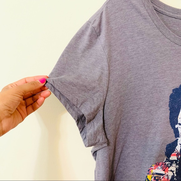 Old Navy Jimi Hendrix T-shirt - Picture 5 of 8